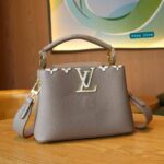 ⁦Louis Vuitton Capucines Mini⁩ - الصورة ⁦3⁩