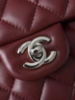 ⁦●حقيبة شانيل ميني Chanel Mini Flap Bag with Top Handle⁩ - الصورة ⁦3⁩